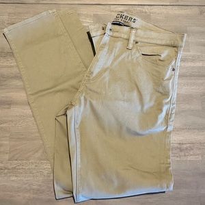 Docker’s Supreme Flex Slim Fit Khakis / Chinos Size Slim 32 x 30 LIKE NEW